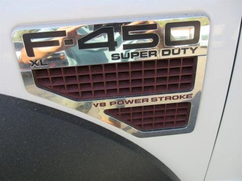 Used 2008 Ford F450 2WD Regular Cab Super Duty image 5