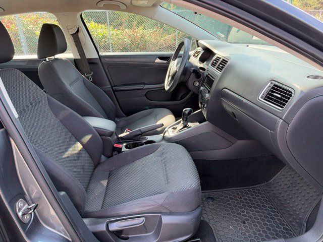 Used 2014 Volkswagen Jetta S FWD image 9