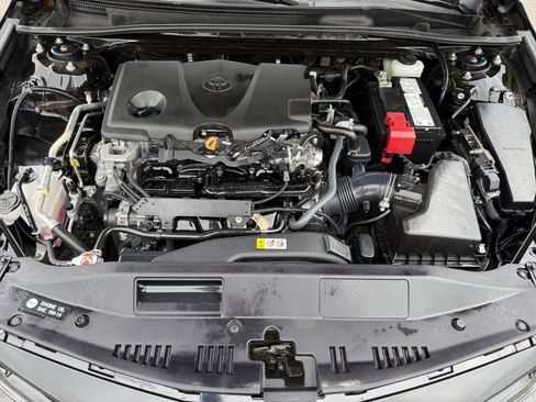 Used 2023 Toyota Camry SE image 20