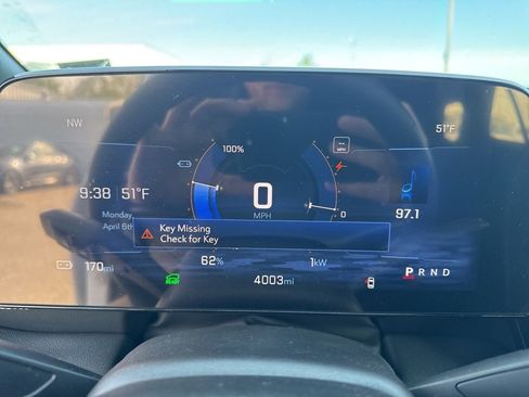 Used 2024 Chevrolet Blazer EV AWD Police image 6