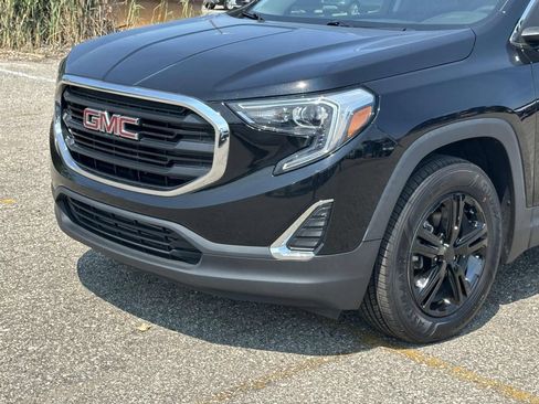 Certified 2021 GMC Terrain SLE w/ LPO, Floor Liner Package AWD/4WD image 8