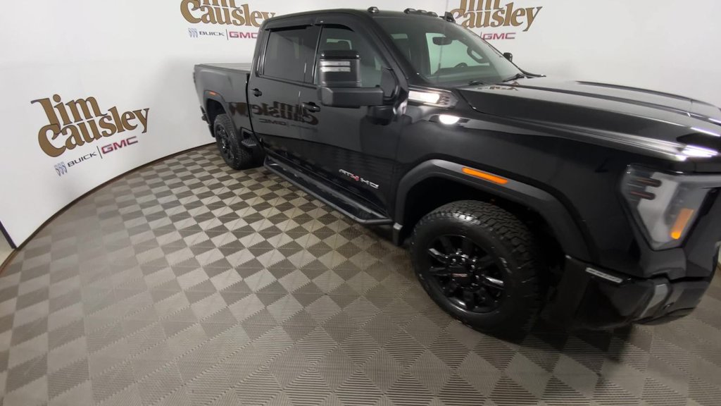 Used 2024 GMC Sierra 2500 AT4 w/ Technology Package AWD/4WD image 2