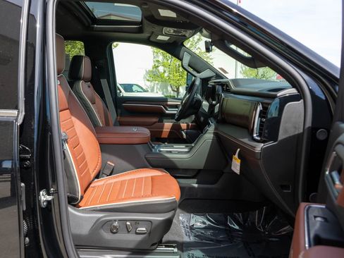 New 2026 GMC Sierra 2500 Denali Ultimate w/ Max Trailering Package AWD/4WD image 10