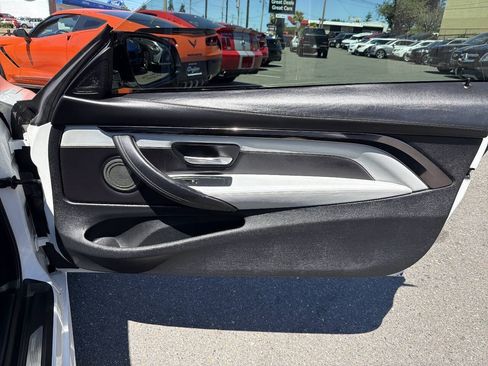 Used 2018 BMW M4 Coupe RWD image 22