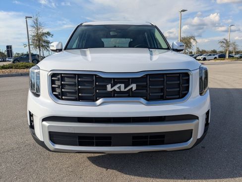 New 2025 Kia Telluride S image 10