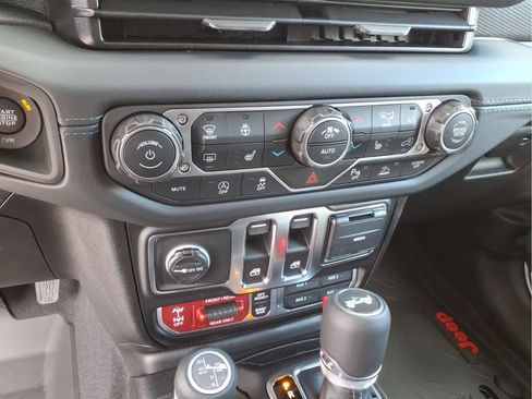 New 2026 Jeep Wrangler Rubicon image 19