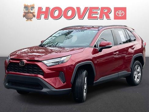 Used 2023 Toyota RAV4 XLE w/ Convenience Package image 6