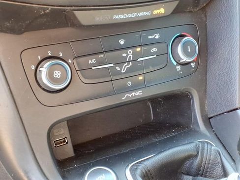 Used 2016 Ford Focus ST image 18