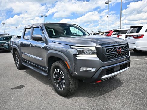 Certified 2024 Nissan Frontier PRO-4X w/ Technology Package AWD/4WD image 2