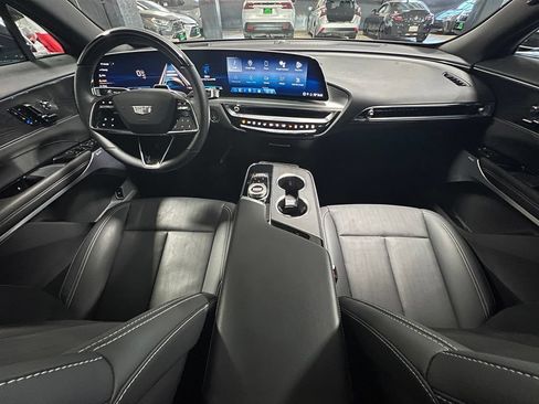 Used 2024 Cadillac Lyriq Luxury RWD image 27
