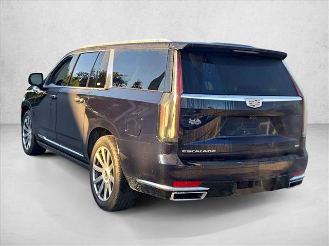 Used 2022 Cadillac Escalade ESV Premium Luxury Platinum AWD/4WD image 7