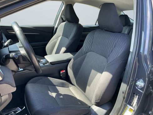 Used 2025 Toyota Camry LE w/ Convenience Package AWD/4WD image 10