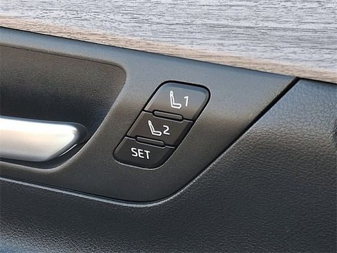 Used 2025 Toyota Grand Highlander AWD Hybrid image 31