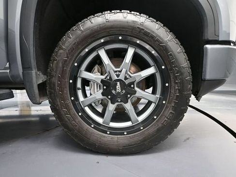 Used 2020 GMC Sierra 1500 AT4 w/ AT4 Premium Package AWD/4WD image 18