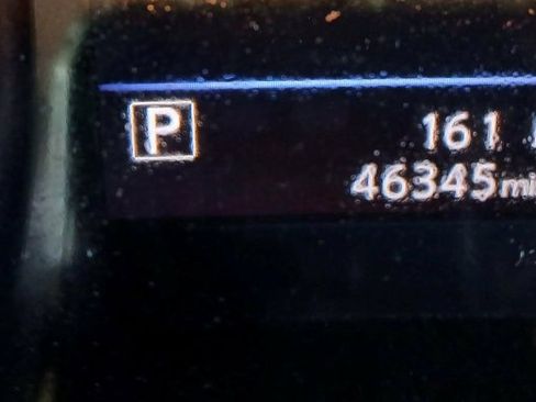 Used 2018 Nissan Rogue S AWD/4WD image 13
