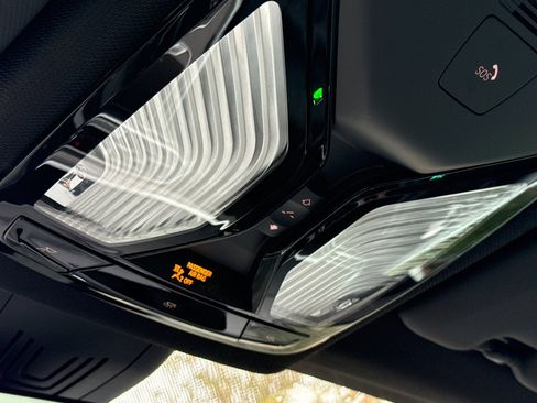 Used 2022 BMW X5 xDrive40i w/ Climate Comfort Package image 21