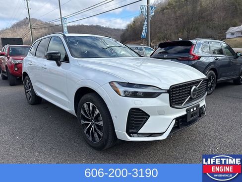 Used 2025 Volvo XC60 B5 Plus image 3