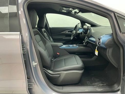New 2026 Chevrolet Equinox EV LT AWD/4WD image 15