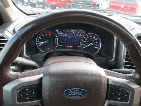 Used 2019 Ford F350 Limited image 29