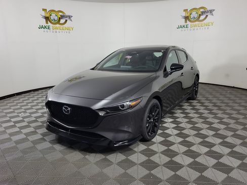 New 2026 MAZDA MAZDA3 Hatchback w/Premium Plus Pkg AWD/4WD image 4