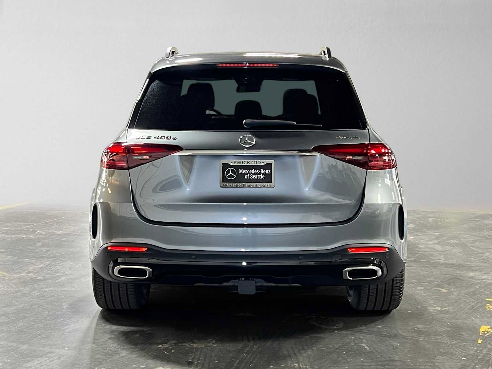 New 2026 Mercedes-Benz GLE 450e 4MATIC image 4