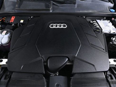 Used 2023 Audi Q8 Premium Plus w/ Premium Plus Package image 22