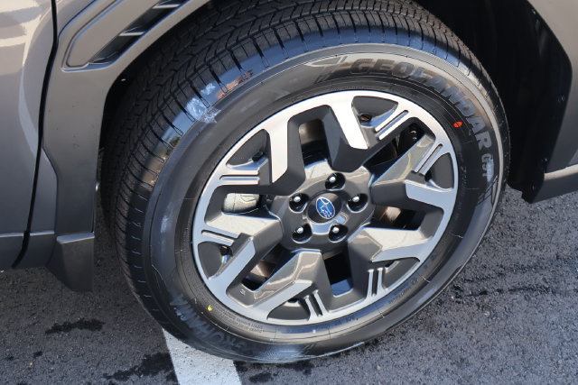 New 2026 Subaru Forester Premium AWD/4WD image 25