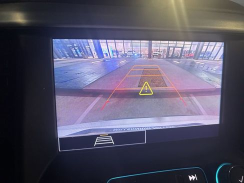 Used 2021 GMC Acadia SLE FWD image 10