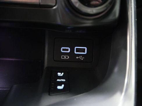 Certified 2022 Lexus LX 600 F Sport image 23