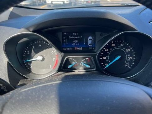 Used 2019 Ford Escape Titanium AWD/4WD image 6
