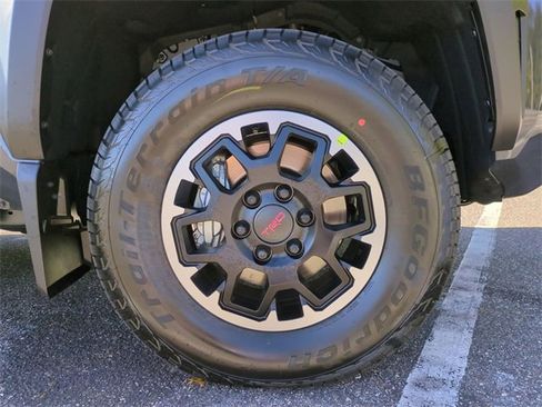 New 2025 Toyota Tacoma TRD Off-Road image 11