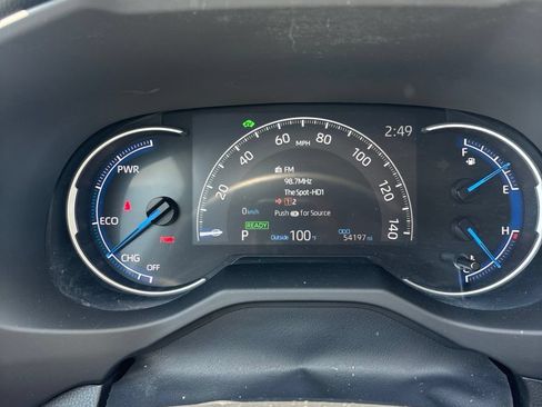 Used 2025 Toyota RAV4 LE AWD/4WD image 9
