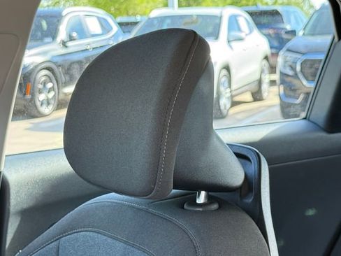 Used 2025 Kia K4 FWD image 12