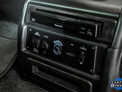 Used 2025 GMC Savana 2500 Extended w/ Driver Convenience Package image 11