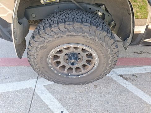 Used 2014 Toyota 4Runner SR5 image 10