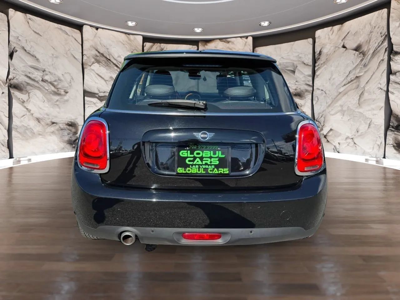 Used 2021 MINI Cooper 2-Door Hardtop FWD image 6