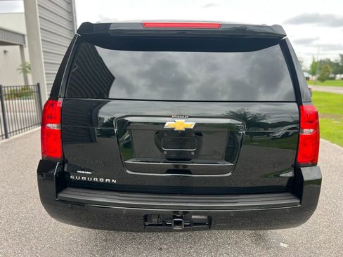 Used 2019 Chevrolet Suburban LT AWD/4WD image 8