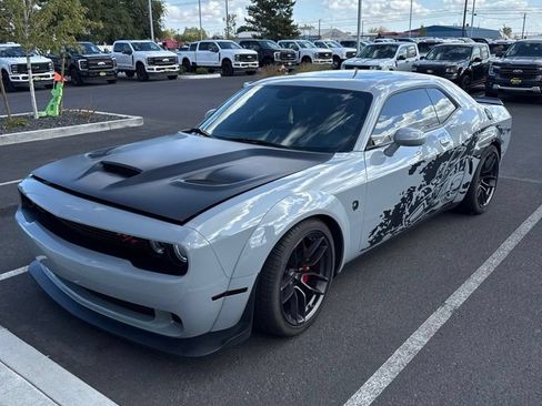 Used 2021 Dodge Challenger R/T Scat Pack RWD image 1