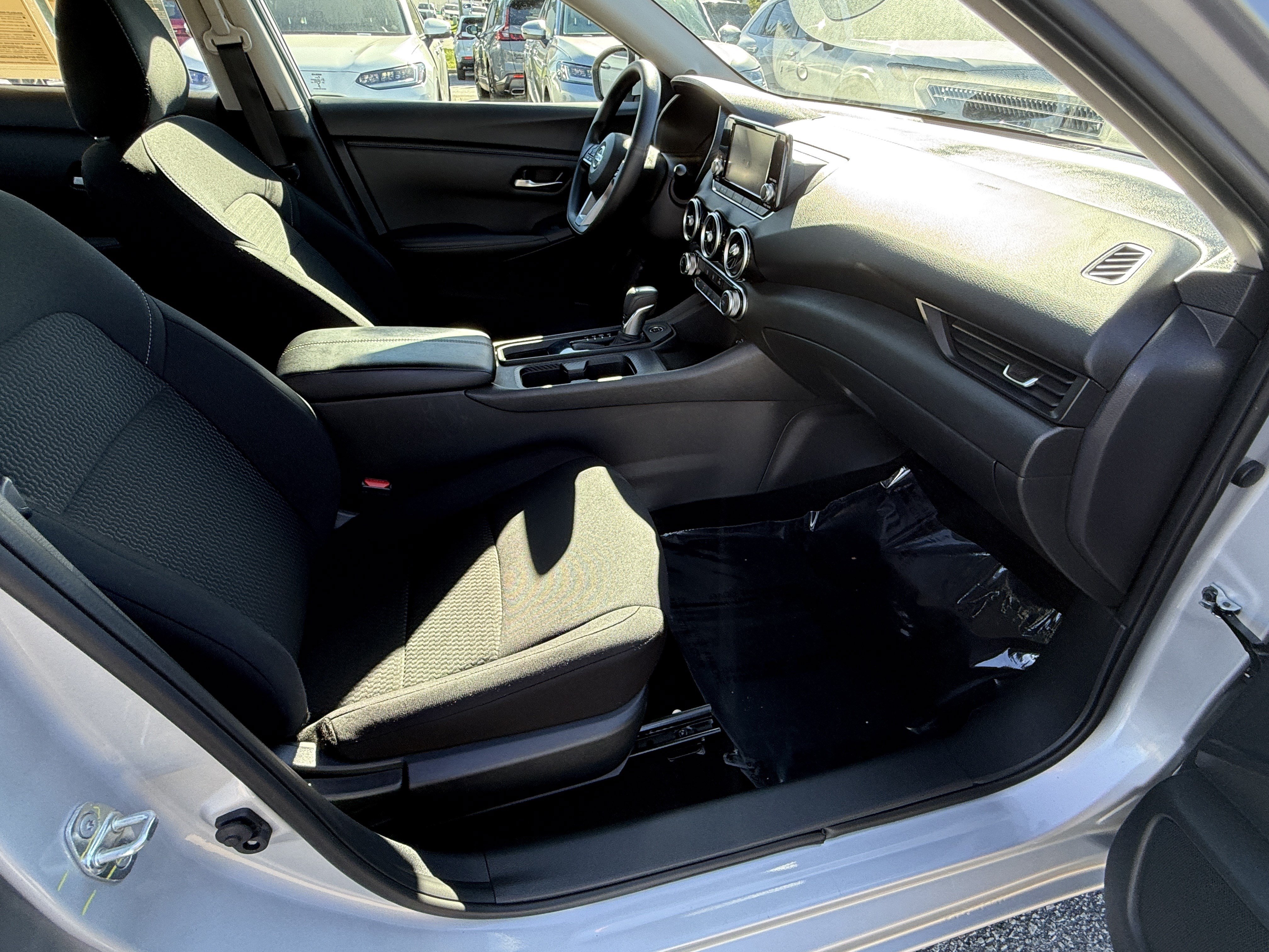 Used 2023 Nissan Sentra S FWD image 33