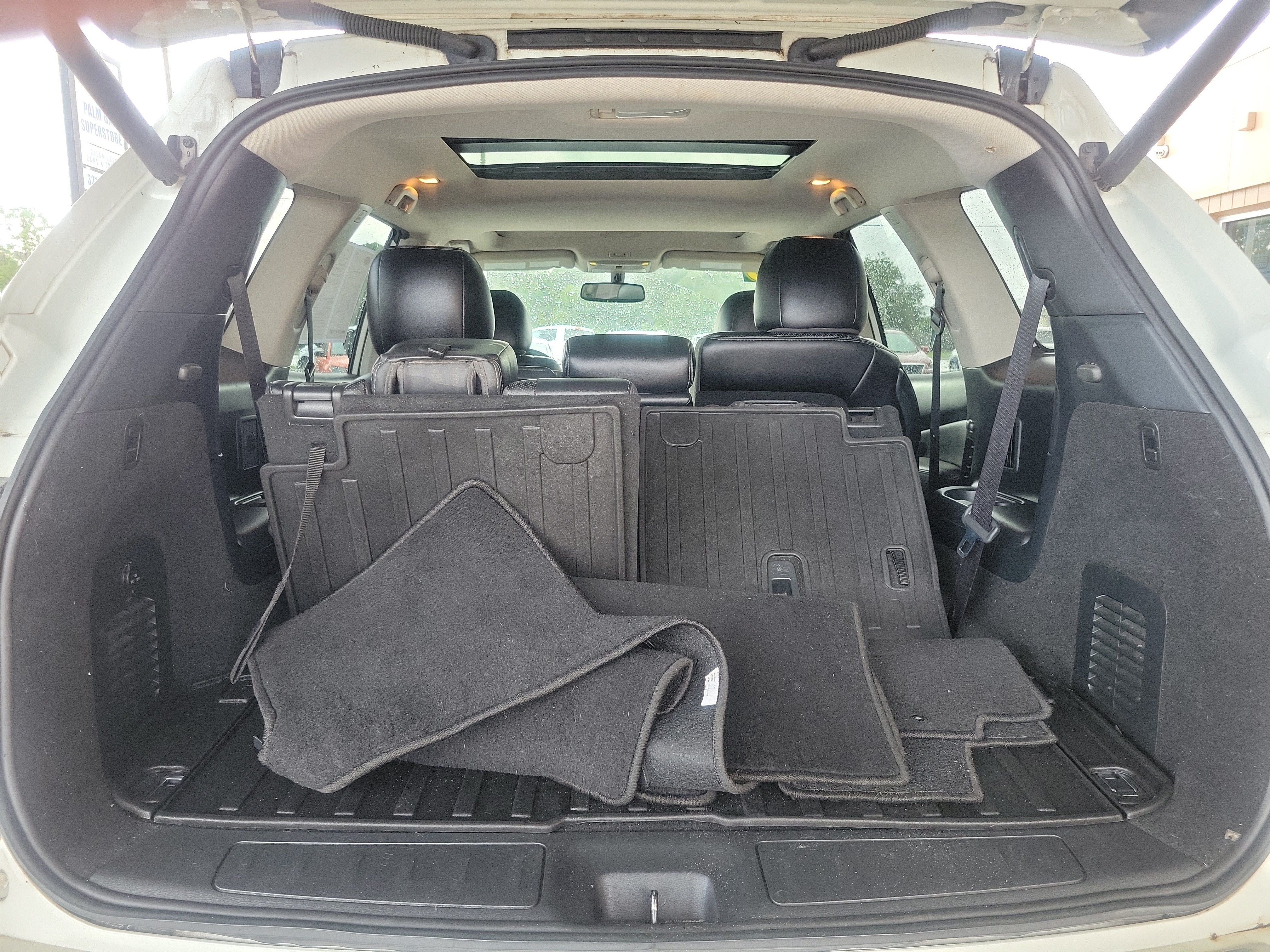 Used 2020 Nissan Pathfinder Platinum FWD image 7
