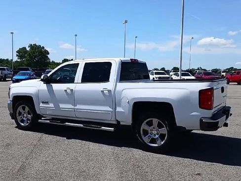 Used 2017 Chevrolet Silverado 1500 LT w/ Texas Edition RWD image 6