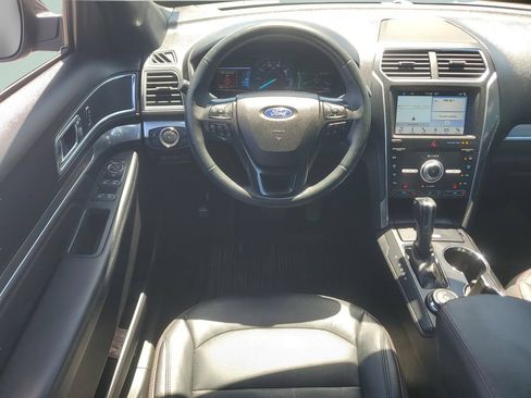 Used 2019 Ford Explorer Sport AWD/4WD image 12