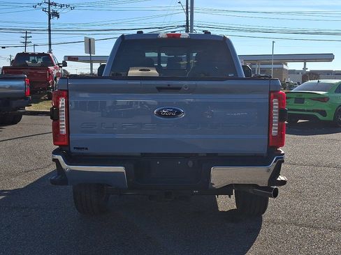 Used 2024 Ford F250 Lariat w/ Lariat Ultimate Package image 9