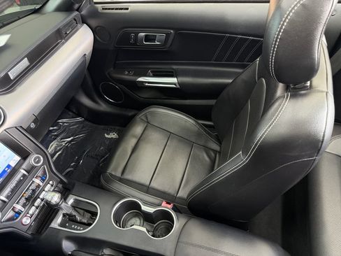 Used 2021 Ford Mustang Premium RWD image 39