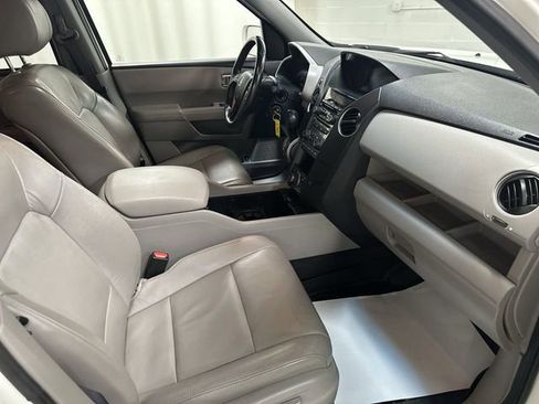Used 2015 Honda Pilot Touring image 19
