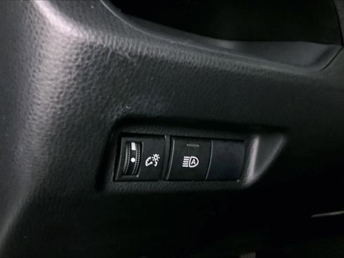 Used 2019 Toyota RAV4 LE w/ All Weather Liner Package AWD/4WD image 33