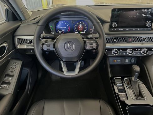 New 2025 Acura Integra image 11