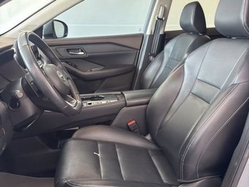 Certified 2023 Nissan Rogue SL w/ SL Premium Package FWD image 19