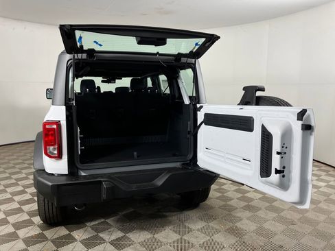 New 2025 Ford Bronco 4-Door image 24