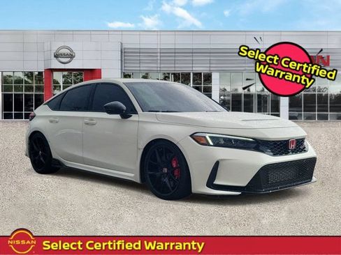 Used 2024 Honda Civic Type R image 1
